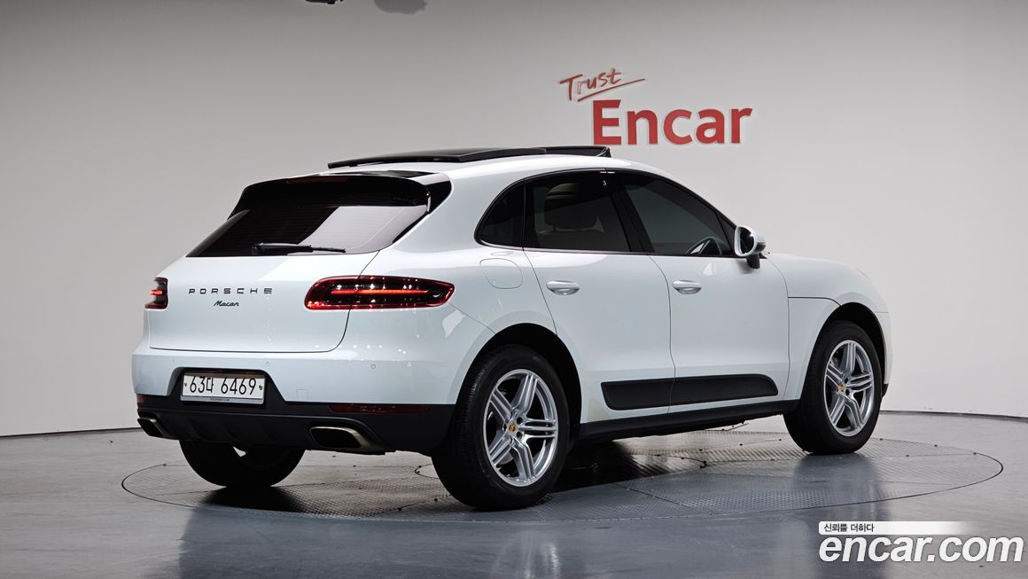 Porsche Macan 2017