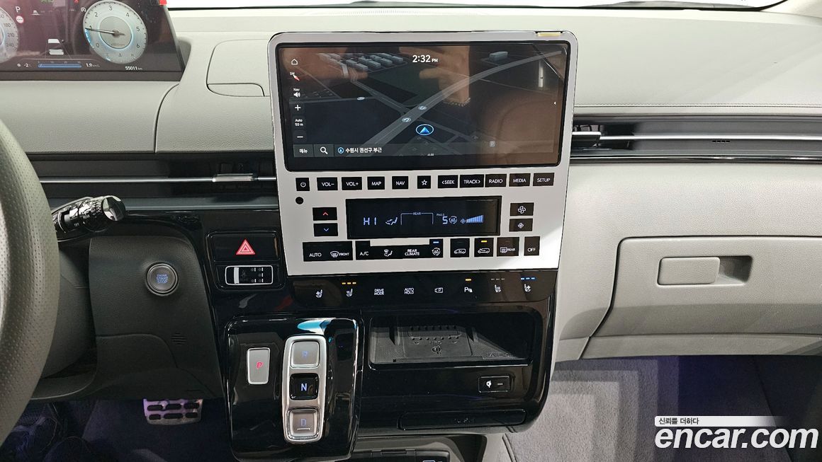 Hyundai Staria 2022