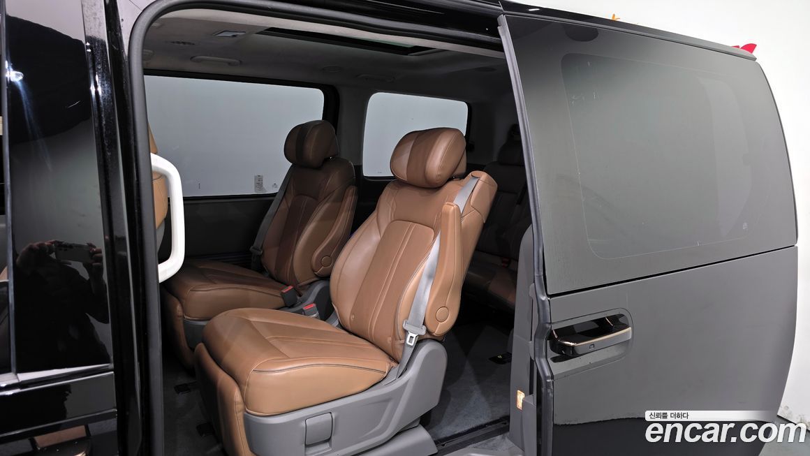 Hyundai Staria 2023