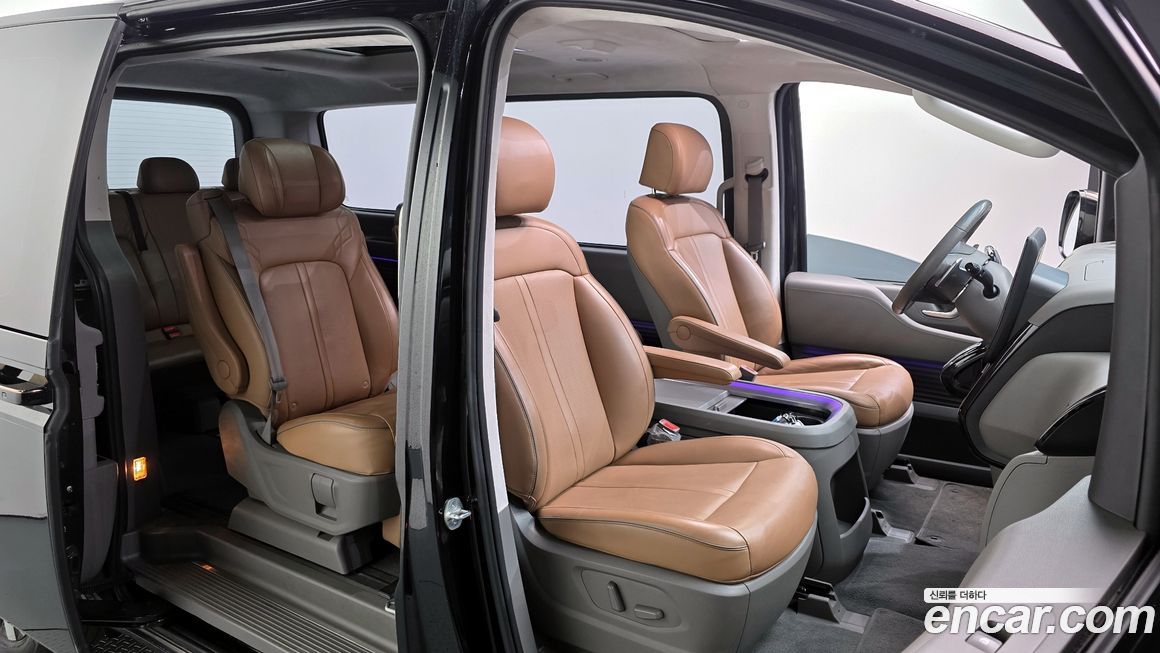 Hyundai Staria 2023
