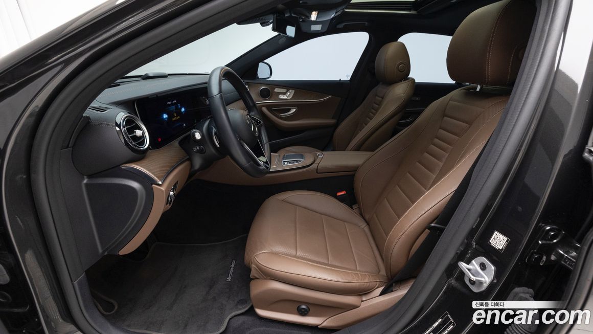 Mercedes-Benz E-Class 2021