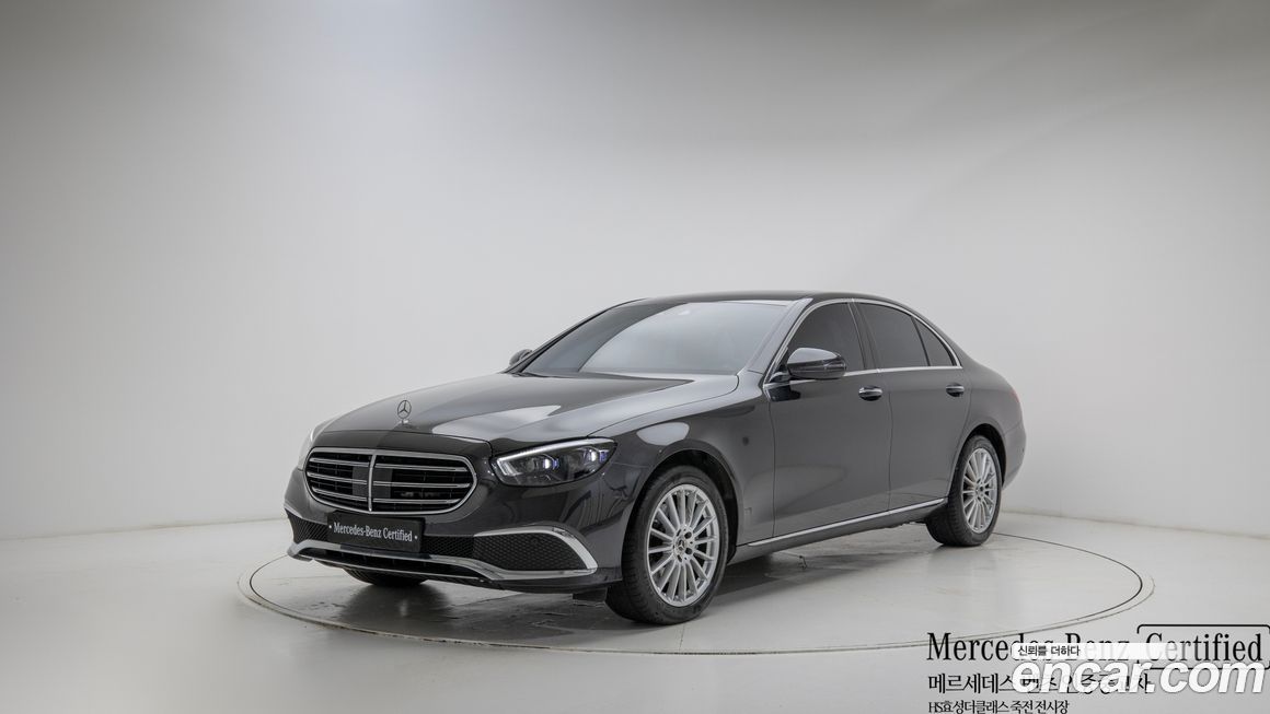 Mercedes-Benz E-Class 2021