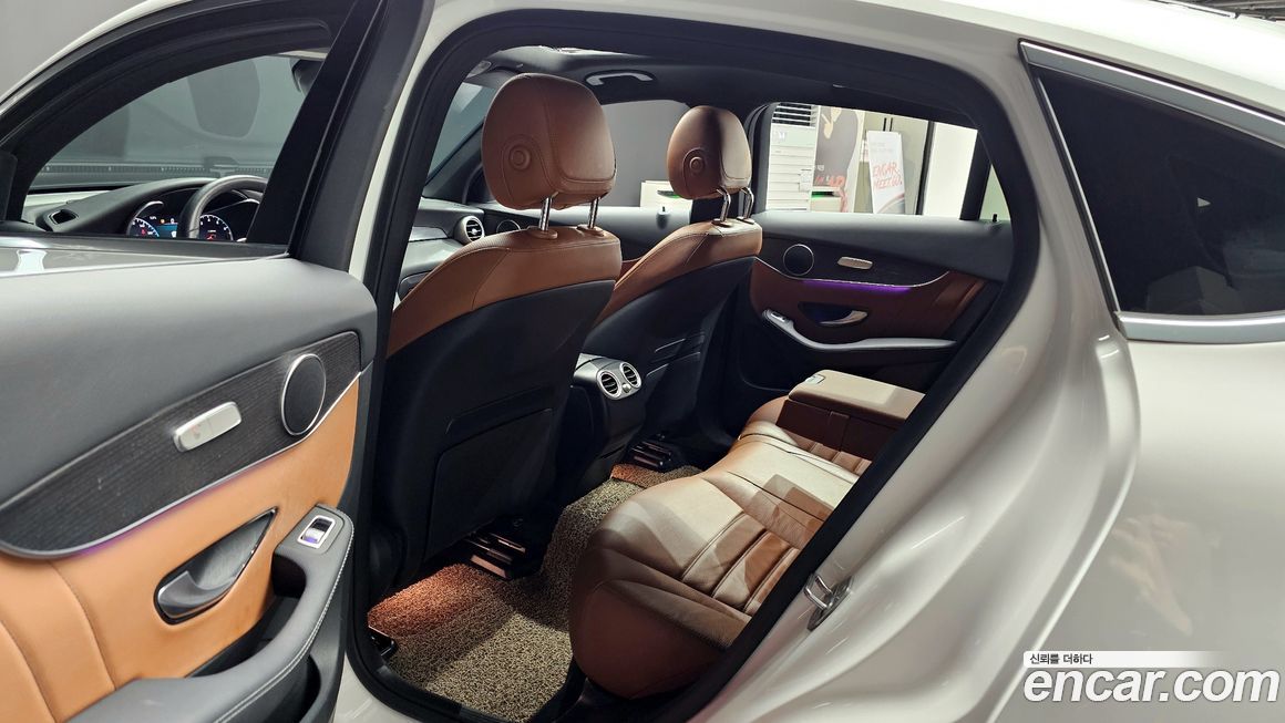 Mercedes-Benz GLC-Class 2020