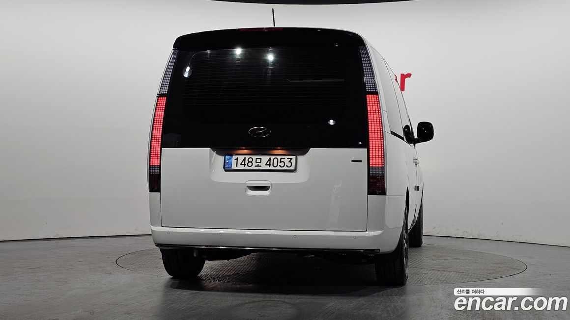 Hyundai Staria 2022