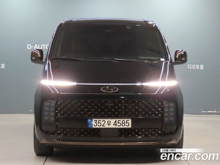 Hyundai Staria 2023