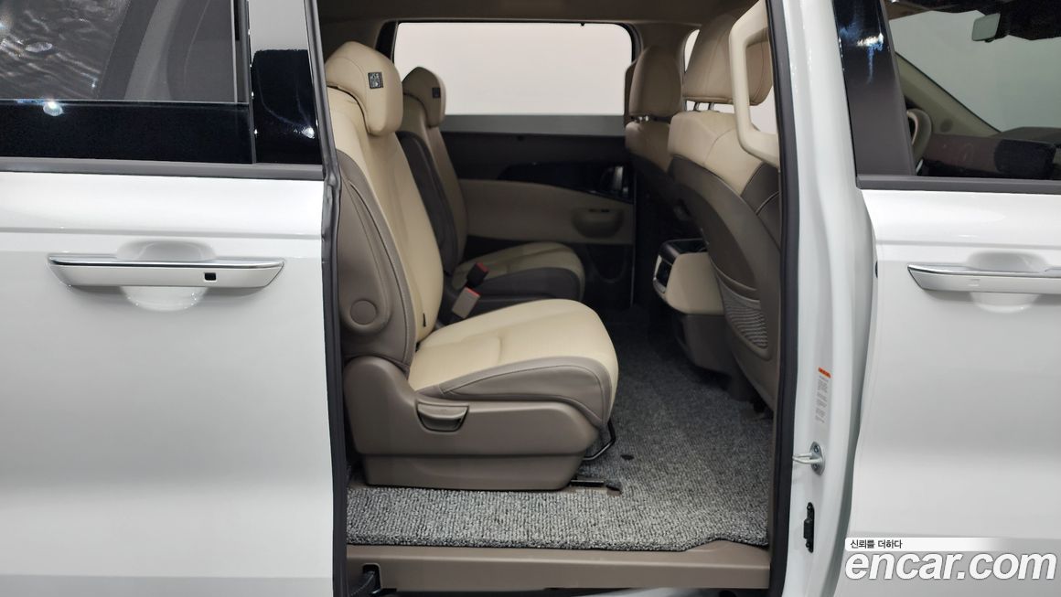 Kia Canival 2025