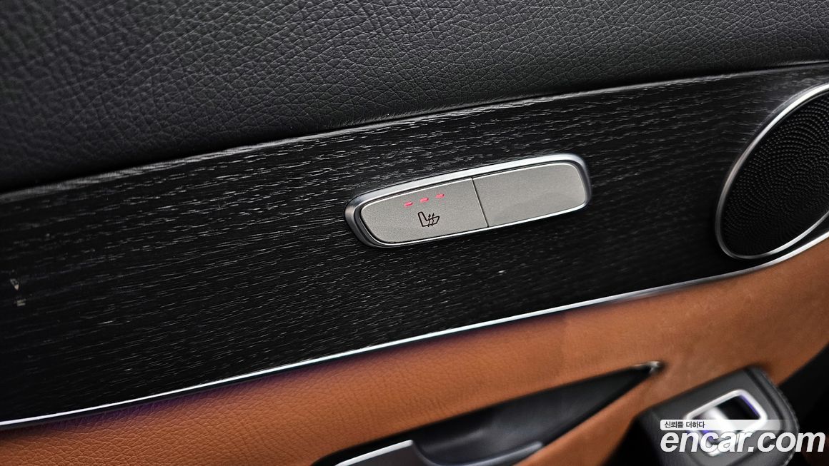 Mercedes-Benz GLC-Class 2020