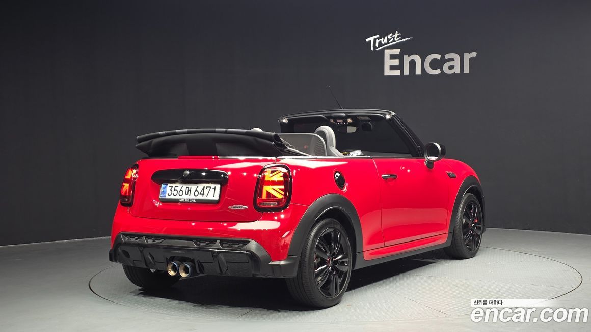 Mini Cooper Convertible 2024