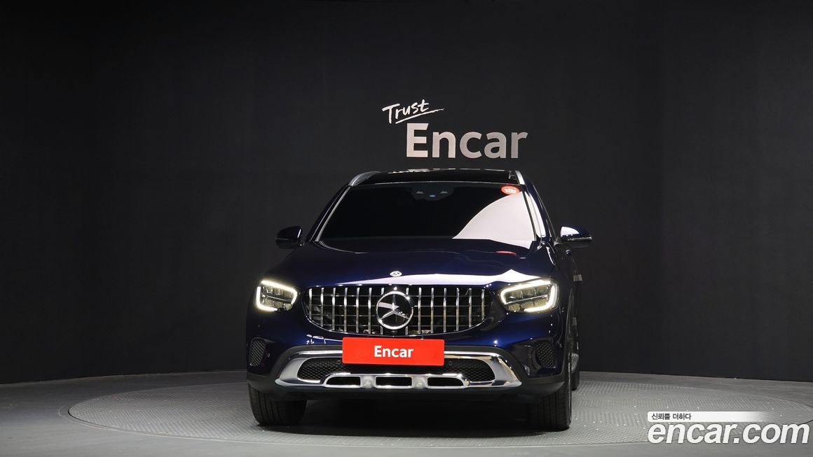 Mercedes-Benz GLC-Class 2021