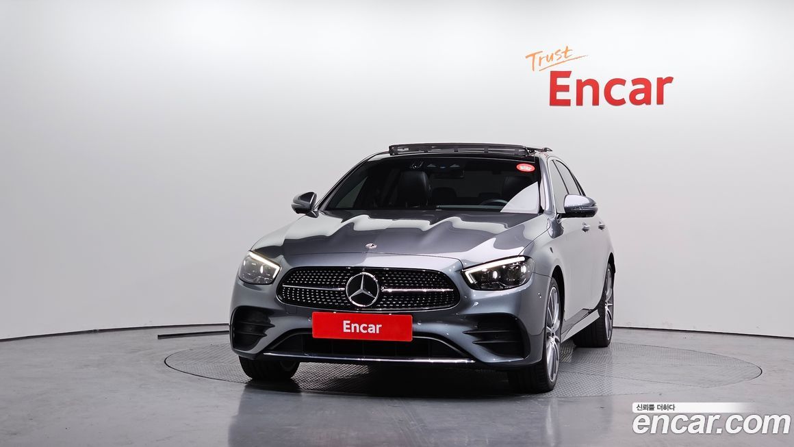 Mercedes-Benz E-Class 2022