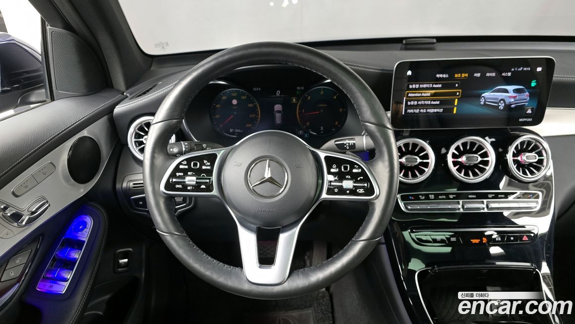 Mercedes-Benz GLC-Class 2021