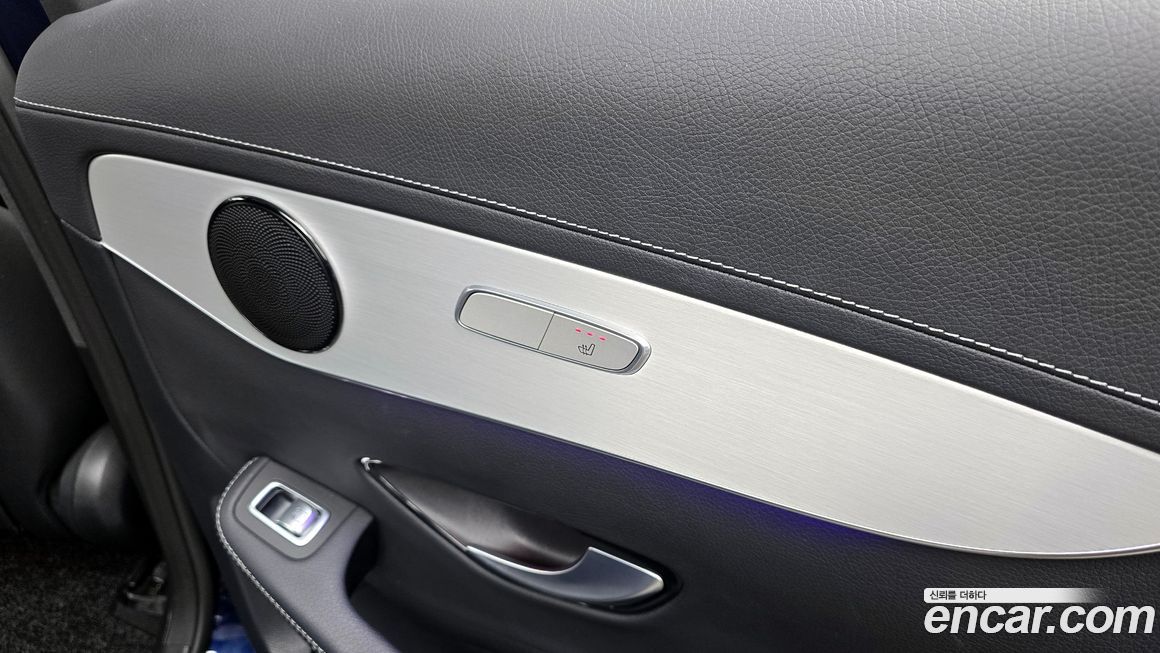 Mercedes-Benz GLC-Class 2021