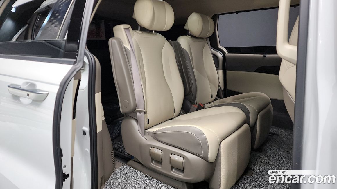Kia Canival 2024