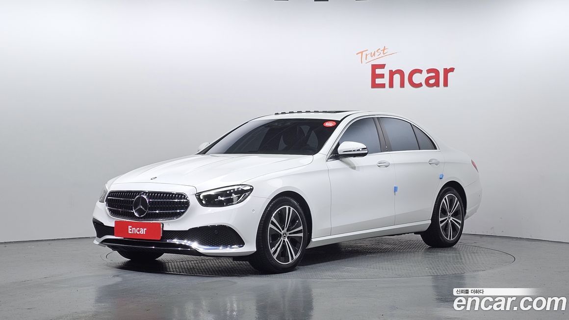 Mercedes-Benz E-Class 2022