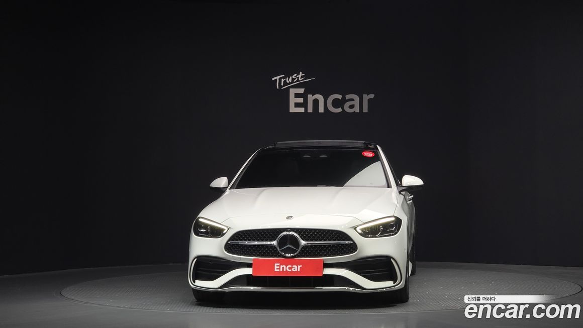 Mercedes-Benz C-Class 2024