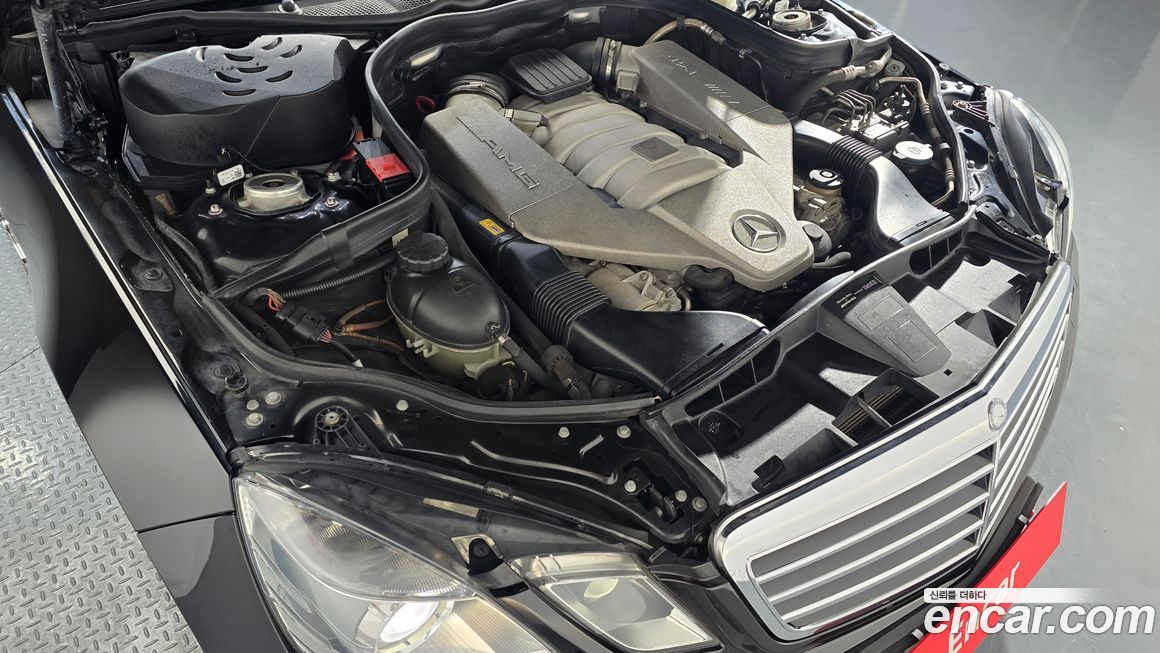 Mercedes-Benz E-Class 2010