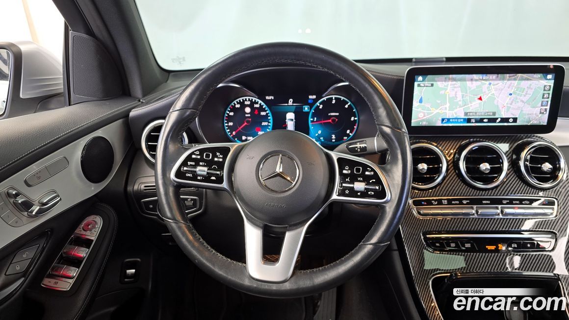Mercedes-Benz GLC-Class 2022