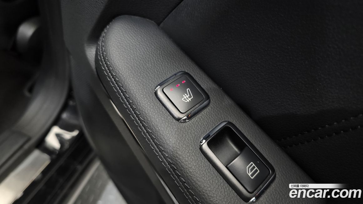 Mercedes-Benz E-Class 2010