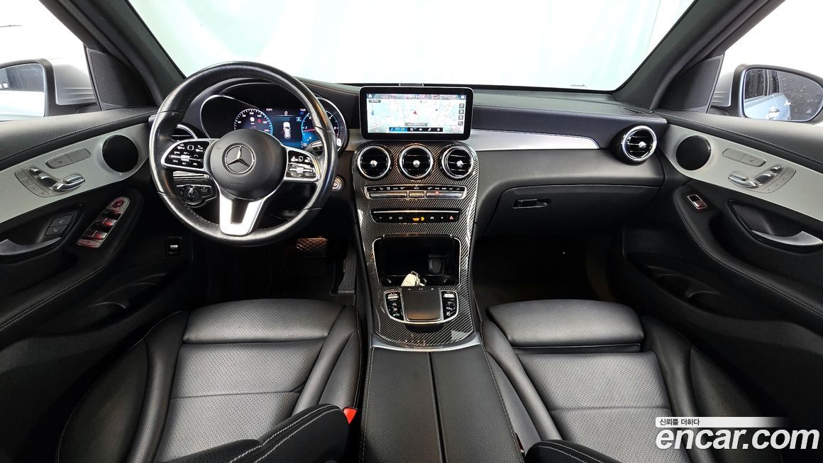 Mercedes-Benz GLC-Class 2022