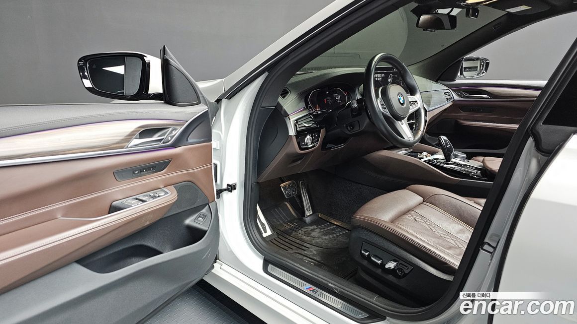 BMW Gran Turismo 2021