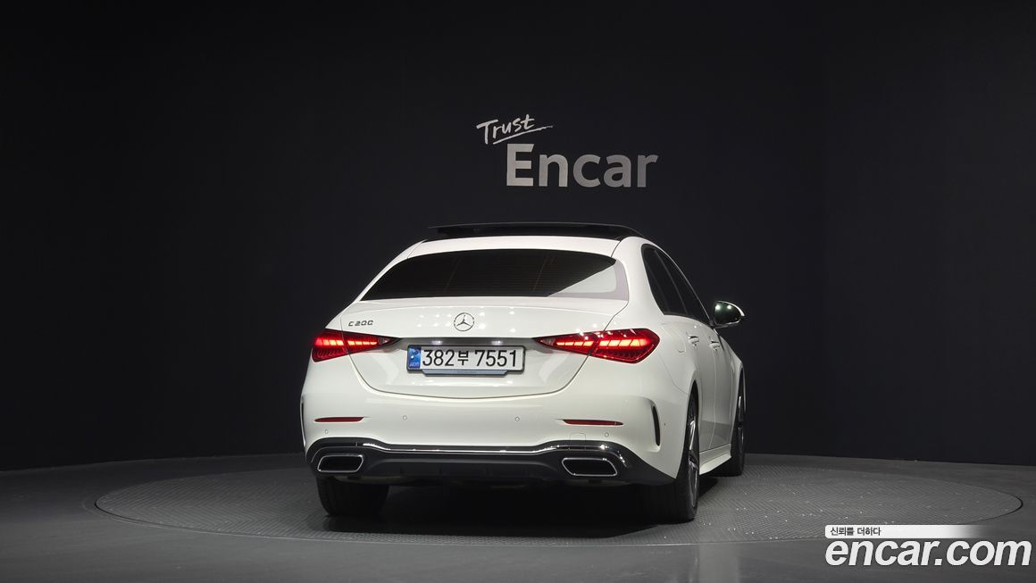 Mercedes-Benz C-Class 2024