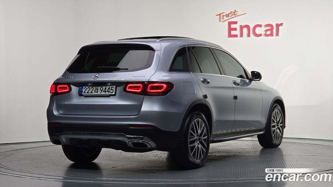 Mercedes-Benz GLC-Class 2022