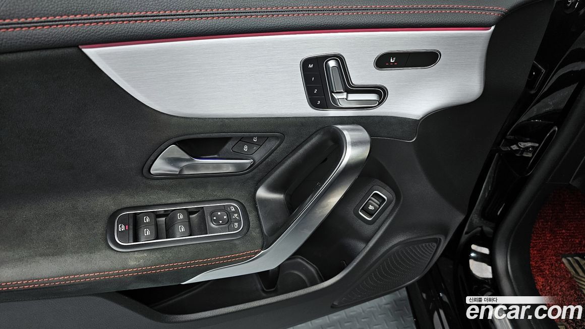 Mercedes-Benz CLA-Class 2020