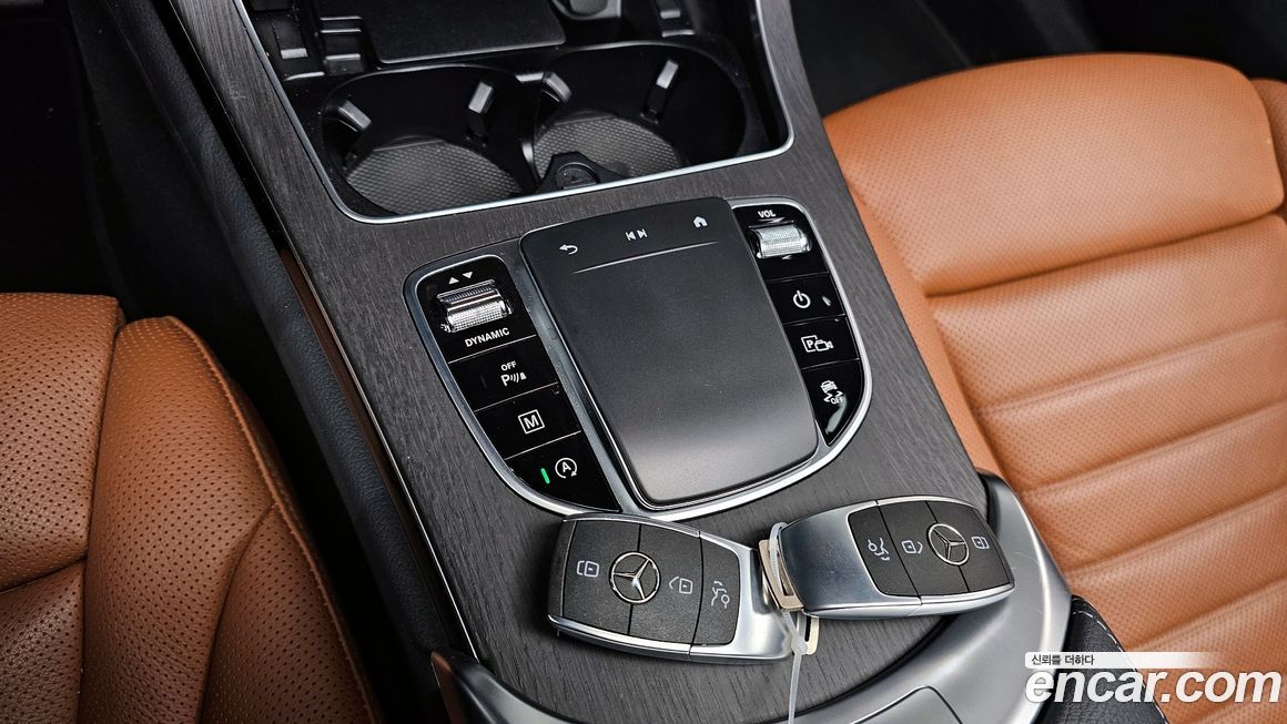 Mercedes-Benz GLC-Class 2022