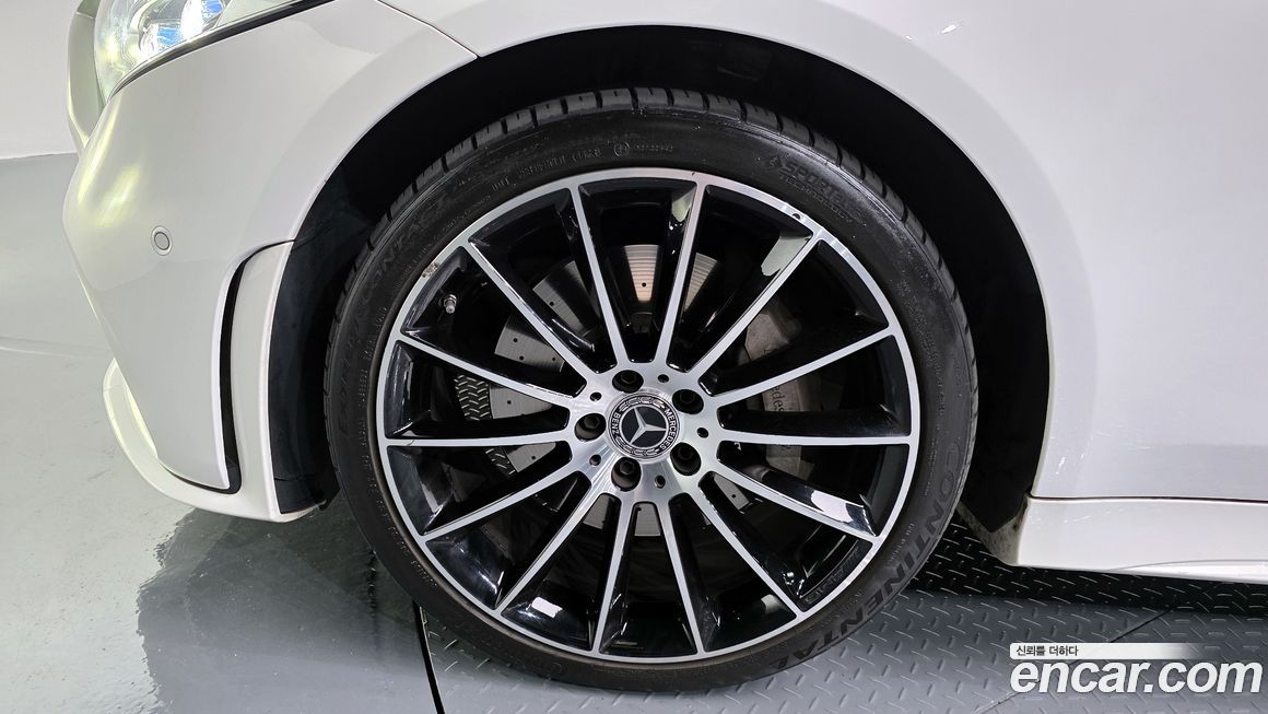 Mercedes-Benz CLS-Class 2021