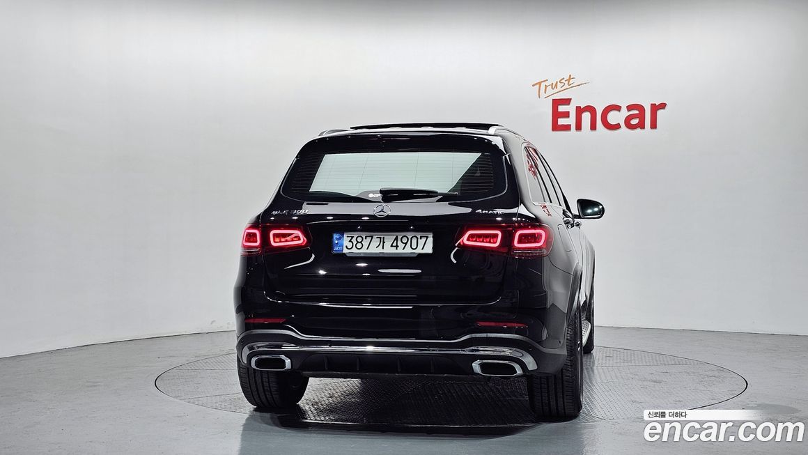 Mercedes-Benz GLC-Class 2022