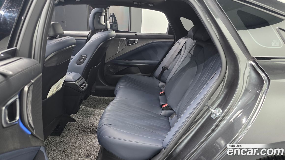 Kia K8 2025