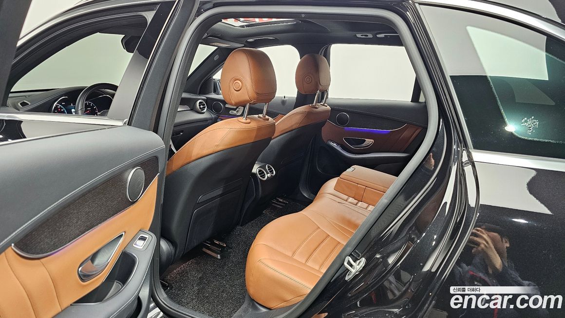 Mercedes-Benz GLC-Class 2022