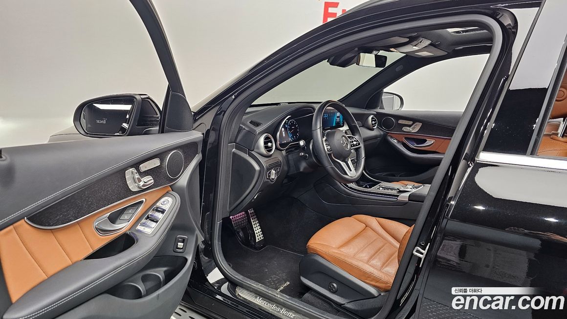 Mercedes-Benz GLC-Class 2022