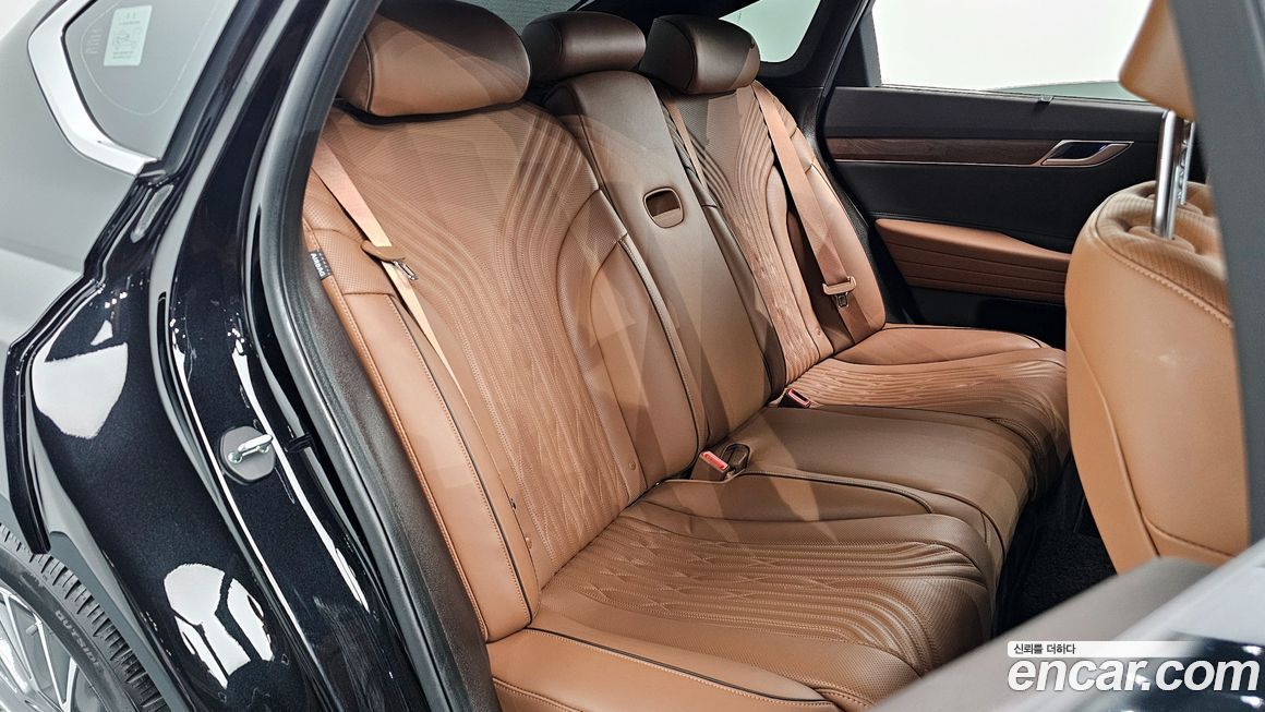 Genesis G80 2023