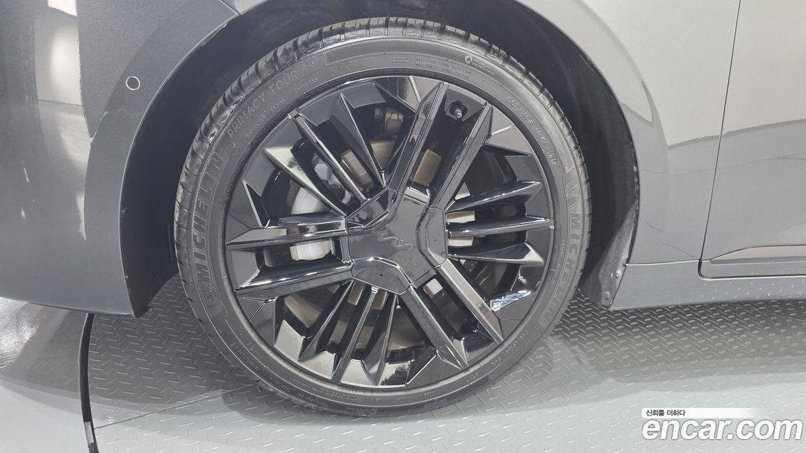Kia K8 2025