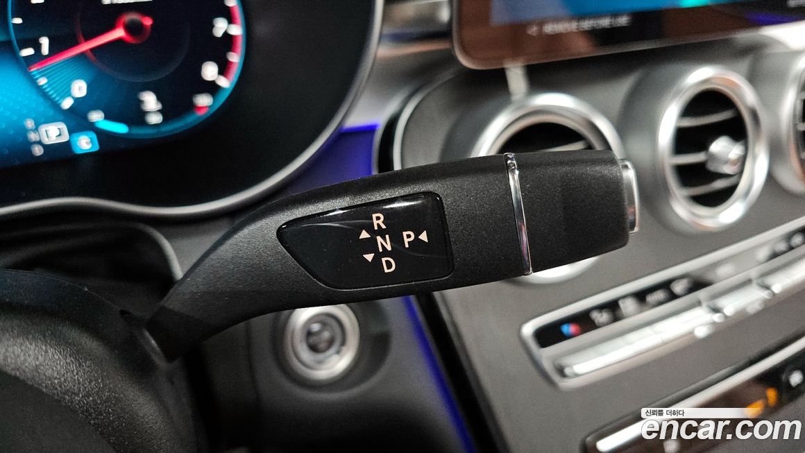 Mercedes-Benz GLC-Class 2022