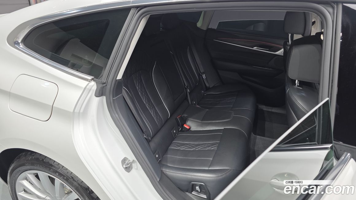 BMW Gran Turismo 2023