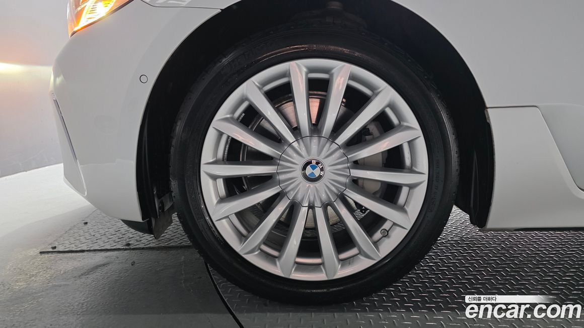 BMW Gran Turismo 2023