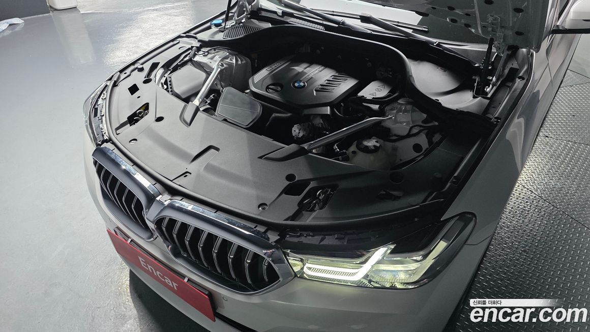 BMW Gran Turismo 2023