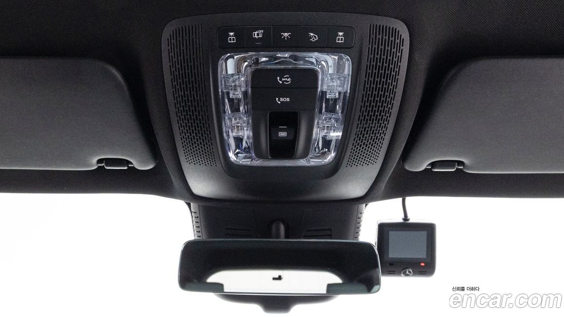 Mercedes-Benz GLB-Class 2025