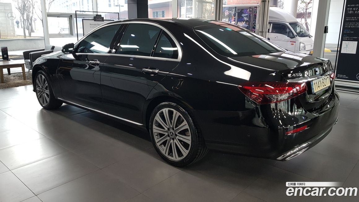 Mercedes-Benz E-Class 2021