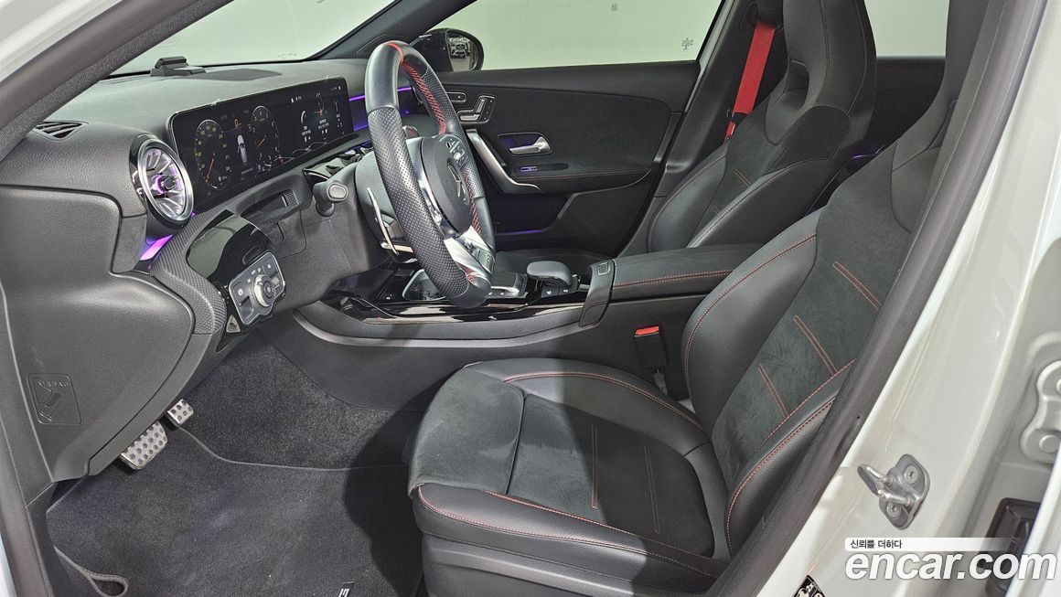 Mercedes-Benz A-Class 2023