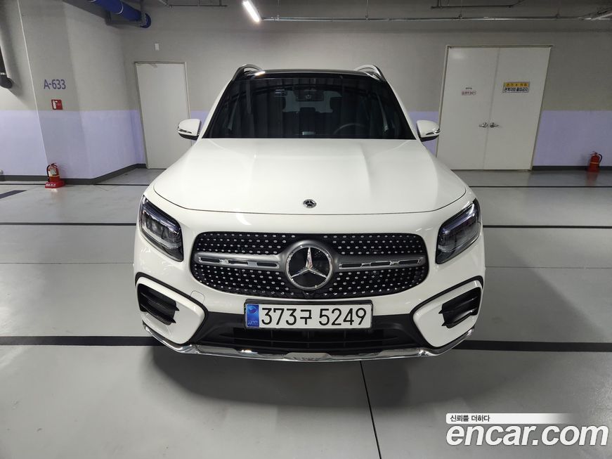 Mercedes-Benz GLB-Class 2025