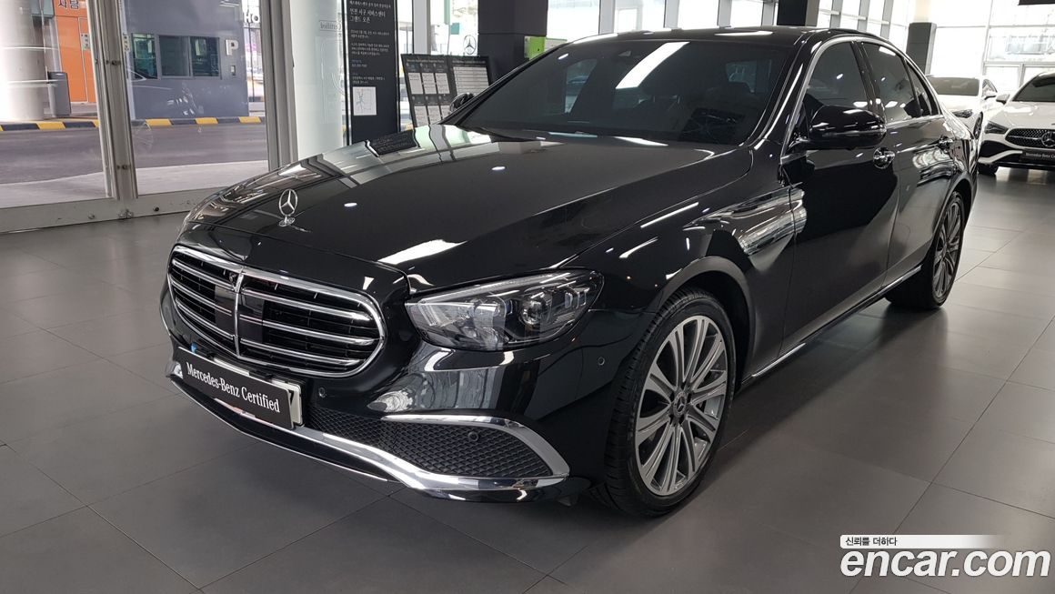 Mercedes-Benz E-Class 2021