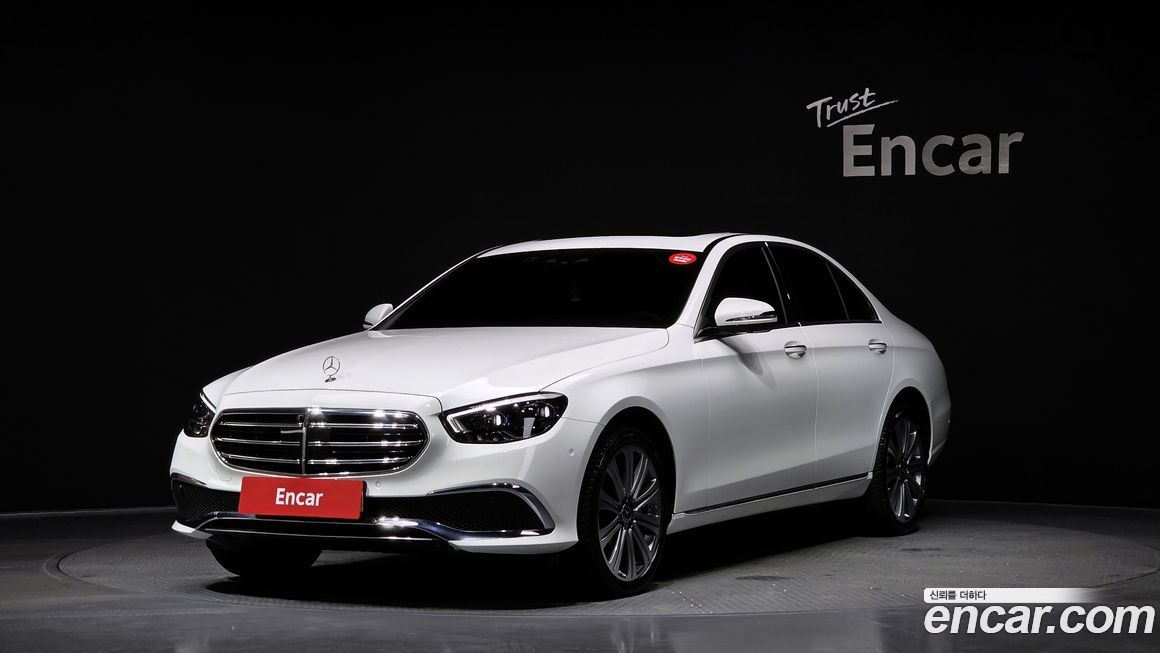 Mercedes-Benz E-Class 2023