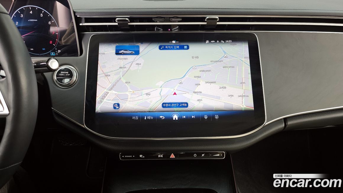 Mercedes-Benz E-Class 2025