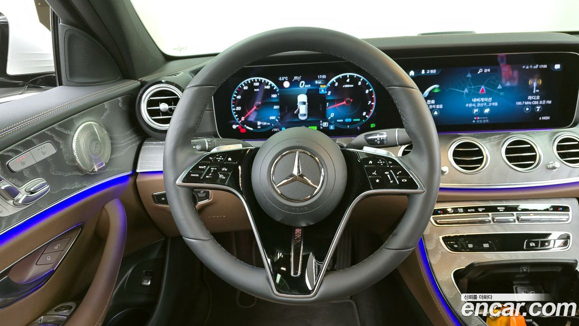 Mercedes-Benz E-Class 2023