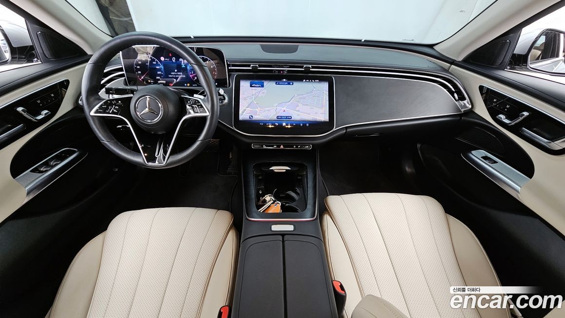Mercedes-Benz E-Class 2025