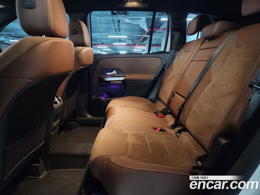 Mercedes-Benz GLB-Class 2025