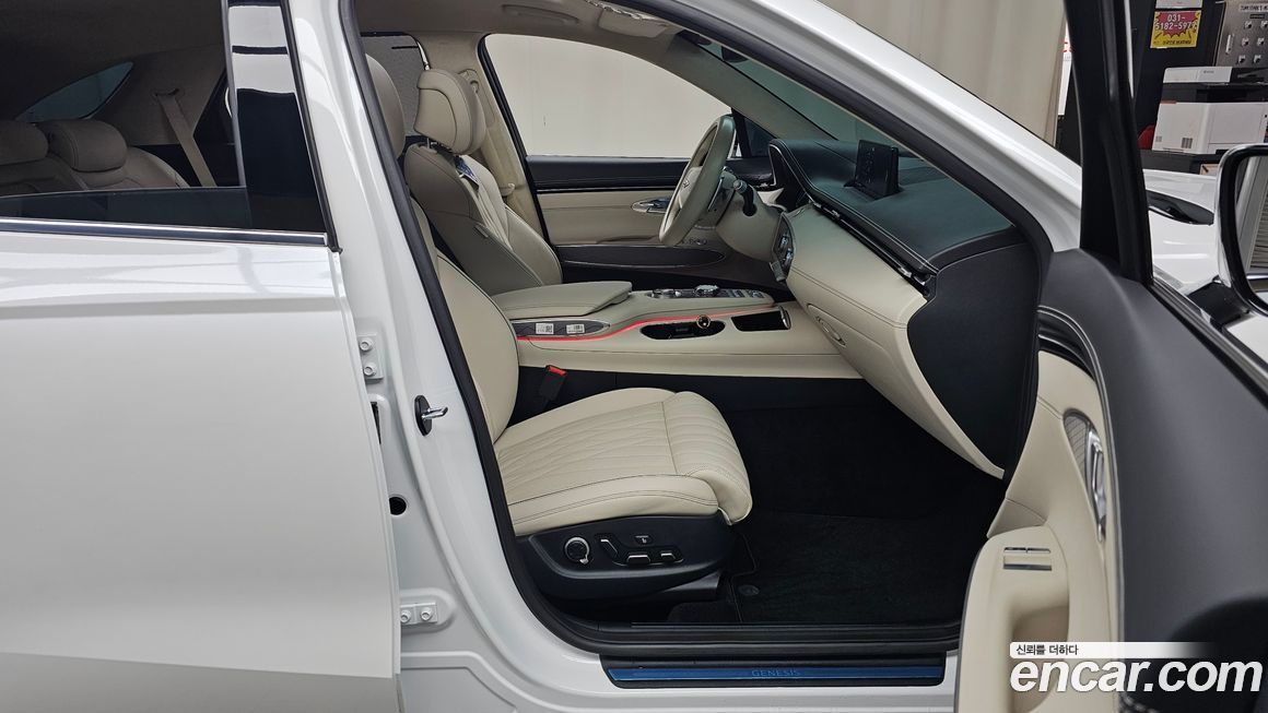 Genesis GV70 2024